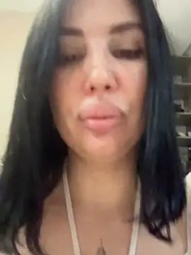 Mariahi online show from June 2026 08:03:01 PM
