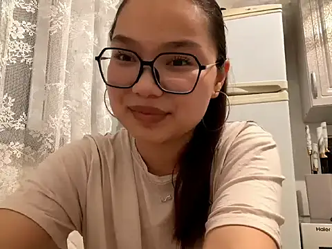 LightMarou online show from June 2026 06:46:02 PM