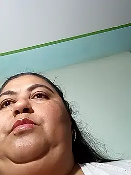 Karissa 07 online show from June 2026 02:33:01 PM