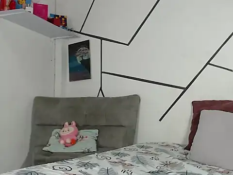 charlotte vickie online show from July 2026 11:12:01 AM