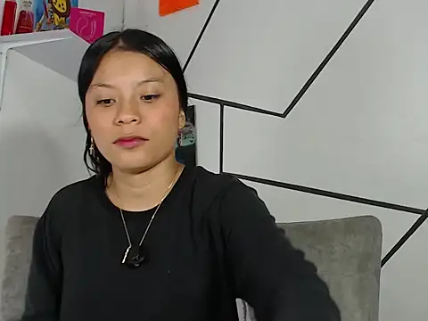 charlotte vickie online show from July 2026 11:18:01 AM