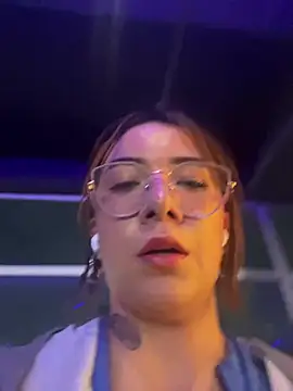 arilynn  online show from July 2026 12:04:01 AM