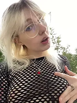 xp blondie online show from June 2026 11:40:02 AM