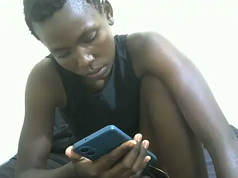 Snapshot of cute_avy0 chatting on June 2026 06:32:02 PM cute avy0 online show from June 2026 06:32:02 PM