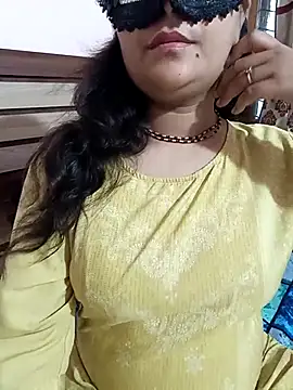 Snapshot of Archana_32 chatting on July 2026 01:10:02 AM Archana 32 online show from July 2026 01:10:02 AM
