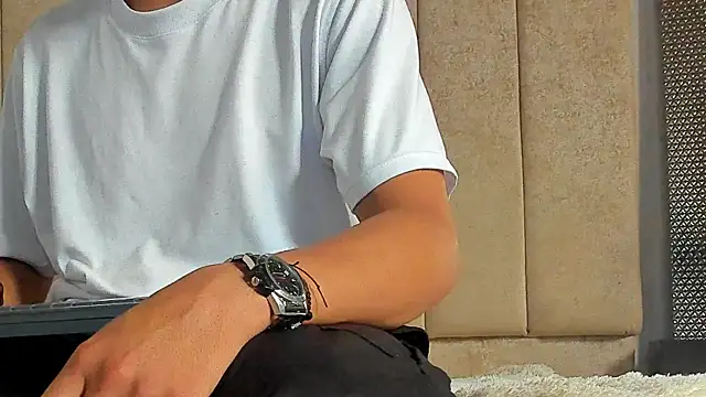 tommyhot7 online show from July 2026 08:55:01 PM