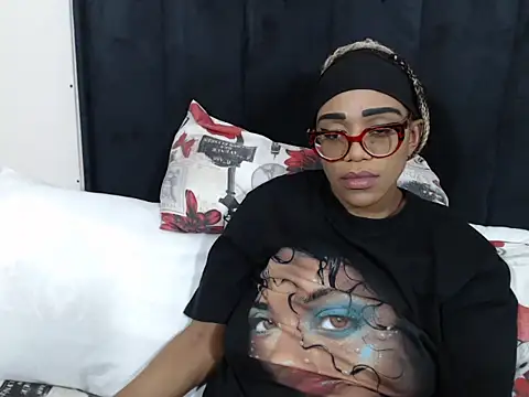 SultryDivax online show from June 2026 09:39:02 PM