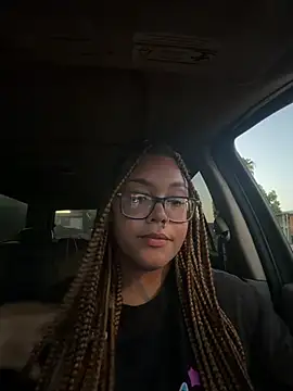 Prettiest-Girl online show from July 2026 03:43:02 AM