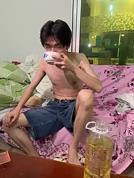 kissbaby-699 online show from June 2026 03:38:01 PM
