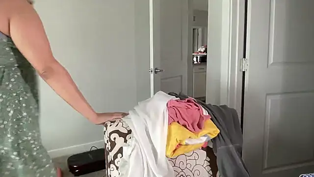 maddiliz online show from September 2025 04:00:01 PM