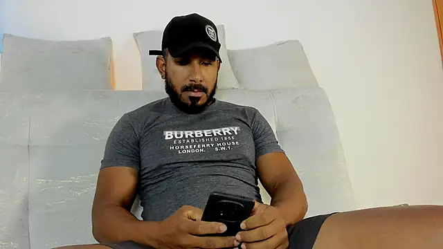 LeoCarter  online show from June 2026 01:01:01 PM
