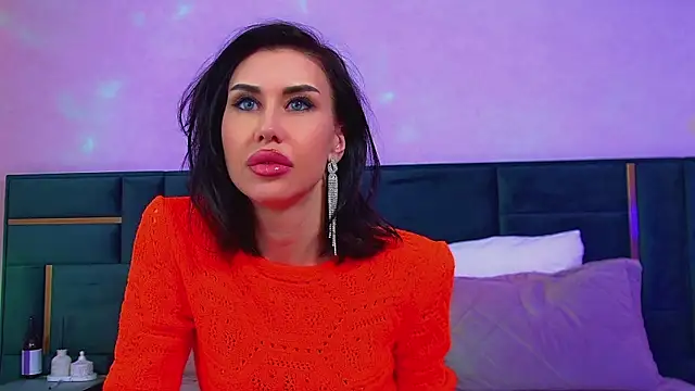 KaylaMous online show from June 2026 02:44:02 PM