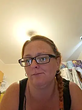 Snapshot of Naughtybutnicedaisy chatting on July 2026 03:37:02 PM Naughtybutnicedaisy online show from July 2026 03:37:02 PM
