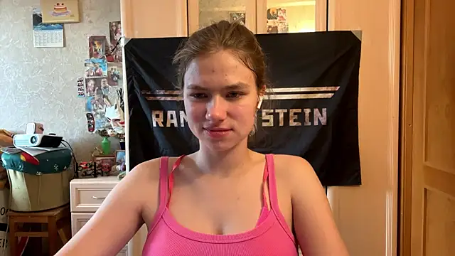 Snapshot of Codi_Rostersy chatting on June 2026 03:13:01 AM Codi Rostersy online show from June 2026 03:13:01 AM