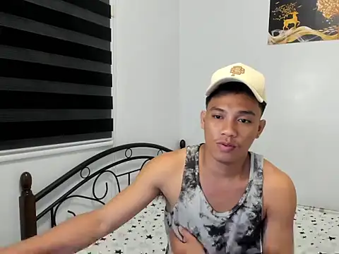 urfucker vinz online show from July 2026 02:52:02 PM