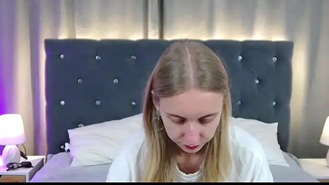 LirienVexx online show from July 2026 03:48:01 AM