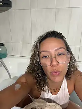 leana bgeee online show from July 2026 09:17:02 PM