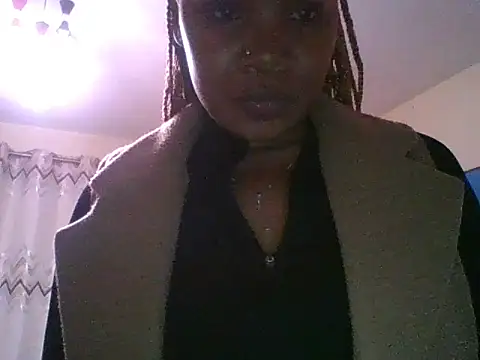 CreamyQueen254 online show from July 2026 04:33:01 PM