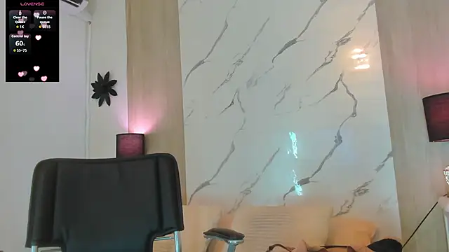DanniValencia online show from June 2026 07:38:02 PM