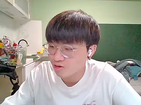 Yang 571 online show from June 2026 05:00:01 PM
