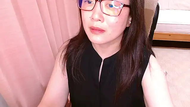 Snapshot of LENA-xo chatting on June 2026 03:36:01 PM LENA-xo online show from June 2026 03:36:01 PM
