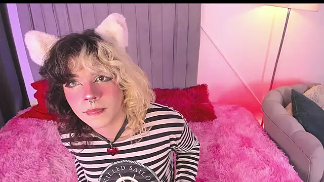 Hunter Pheach online show from July 2026 01:51:02 AM