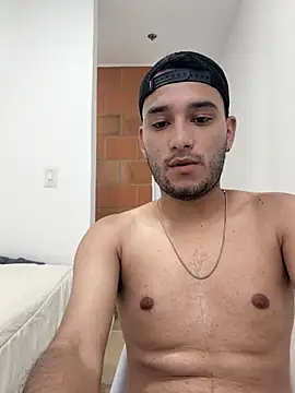 Thiago Stone1 online show from June 2026 05:40:02 PM