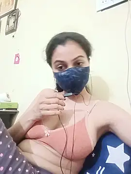 Shaina01 online show from June 2026 07:44:02 PM