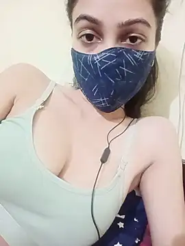 Shaina01 online show from July 2026 07:49:02 PM