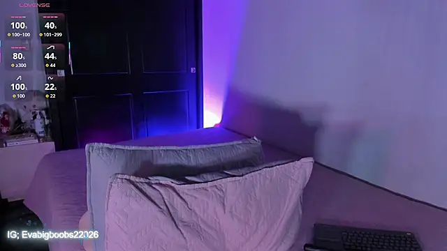 EvaBigBoobs online show from July 2026 10:29:01 AM