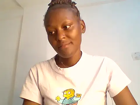 Pretty pretty2 online show from June 2026 02:43:02 PM
