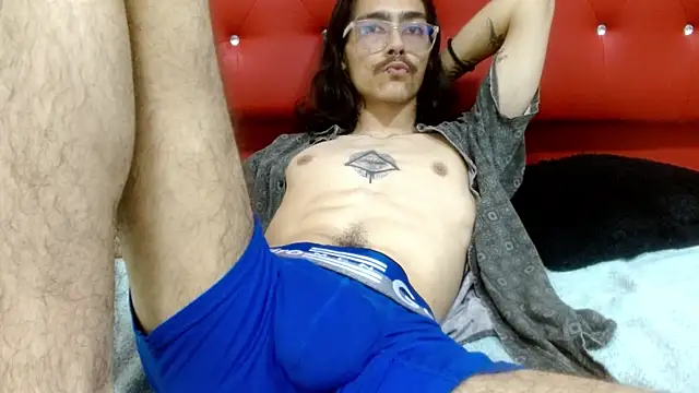 bigcock robert online show from June 2026 07:40:01 PM