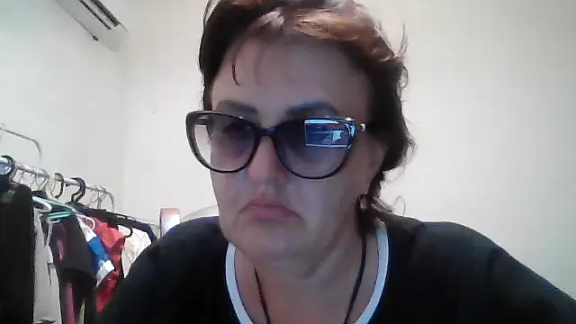 Snapshot of ErikaXShine chatting on July 2026 07:15:02 PM ErikaXShine online show from July 2026 07:15:02 PM