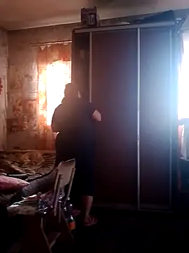 Snapshot of oksana72 chatting on September 2025 06:57:01 AM oksana72 online show from September 2025 06:57:01 AM