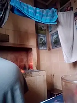 Snapshot of oksana72 chatting on February 2026 07:27:01 AM oksana72 online show from February 2026 07:27:01 AM