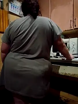 Snapshot of oksana72 chatting on February 2026 08:37:01 PM oksana72 online show from February 2026 08:37:01 PM