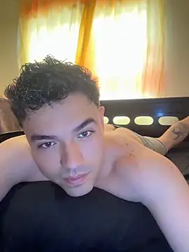 Samu Miller01 online show from June 2026 04:18:01 PM