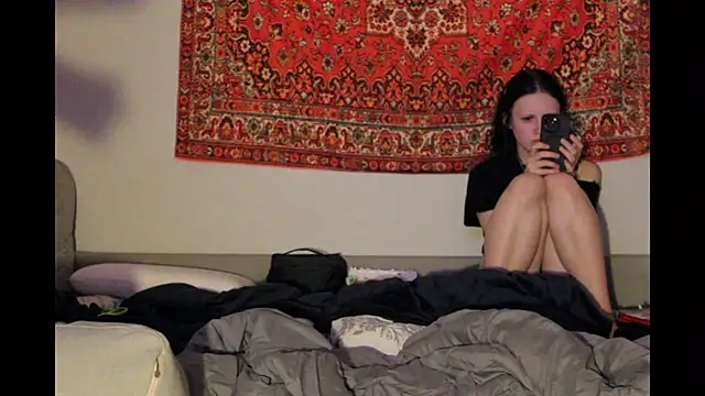 Catherine19Hunt online show from July 2026 08:00:01 PM