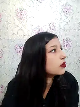 Snapshot of Queen_Rosyy chatting on June 2026 03:41:02 AM Queen Rosyy online show from June 2026 03:41:02 AM