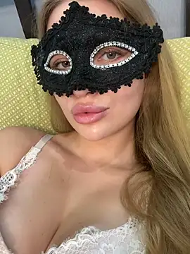 AlexandraMoore03 online show from July 2026 05:47:01 AM