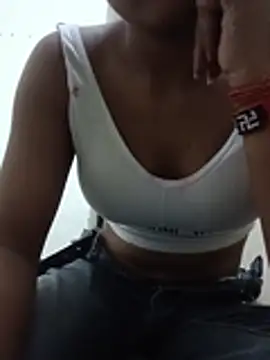 Snapshot of baby_girl_099 chatting on July 2026 01:04:02 PM baby girl 099 online show from July 2026 01:04:02 PM