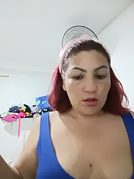 Snapshot of Agata_Traviesa chatting on July 2026 02:04:02 AM Agata Traviesa online show from July 2026 02:04:02 AM