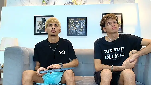 Hot skinny guys online show from June 2026 07:36:01 PM