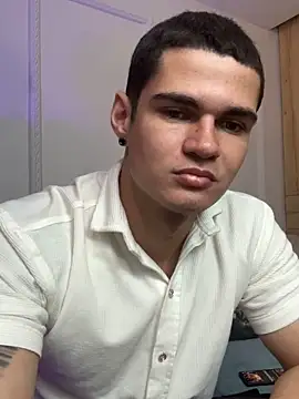 Marcusvandal online show from June 2026 07:38:01 PM