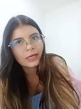 Snapshot of Kathaleya_124 chatting on July 2026 02:47:01 AM Kathaleya 124 online show from July 2026 02:47:01 AM