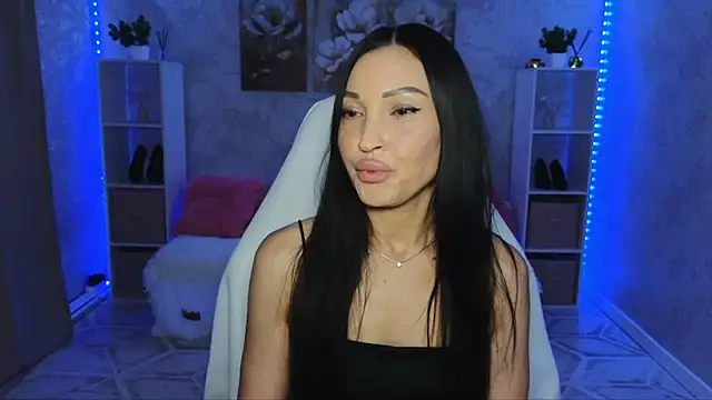 Snapshot of NikoleMills chatting on July 2026 05:21:02 AM NikoleMills online show from July 2026 05:21:02 AM