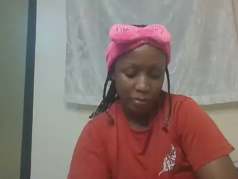 Snapshot of Sweet-cherrry chatting on July 2026 07:05:02 PM Sweet-cherrry online show from July 2026 07:05:02 PM
