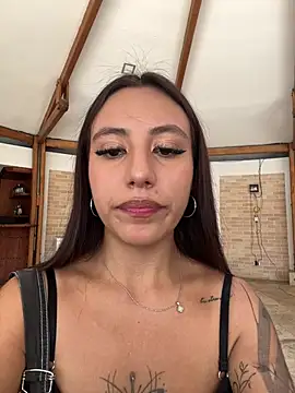 IvyDove online show from June 2026 04:00:01 PM