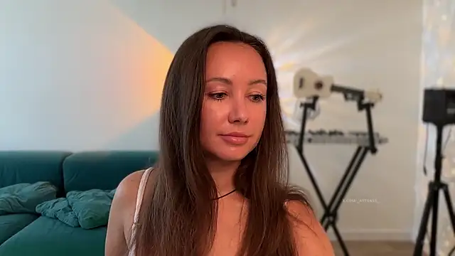 Snapshot of Arteasee chatting on July 2026 03:43:01 AM Arteasee online show from July 2026 03:43:01 AM