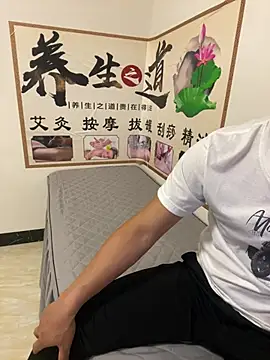qujing002 online show from July 2026 01:35:02 PM